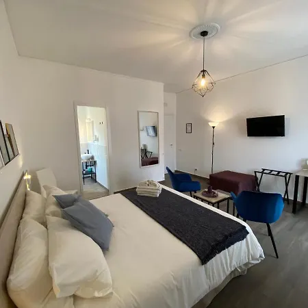 Ma&mi Light 4* Cefalu