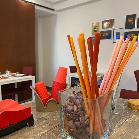 Ma&mi Light تْشيفالو