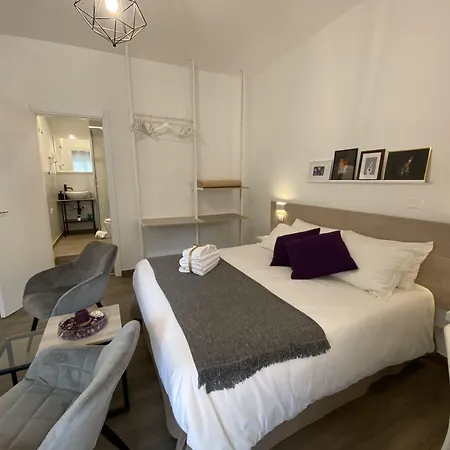 Ma&mi Light Pensión Cefalú