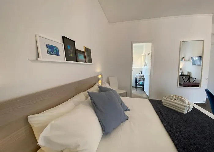 Ma&mi Light Чефалу