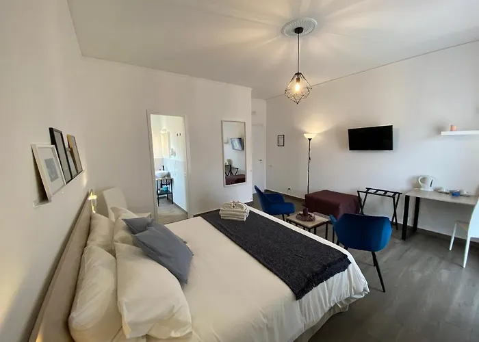 Ma&mi Light 4* Чефалу