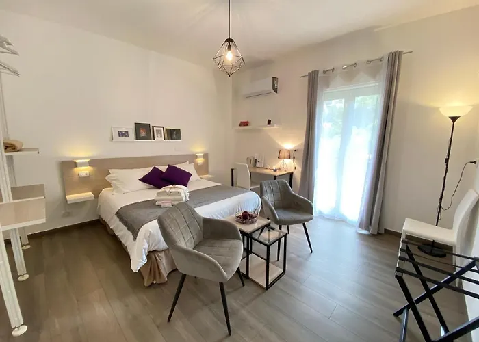 Ma&mi Light Чефалу