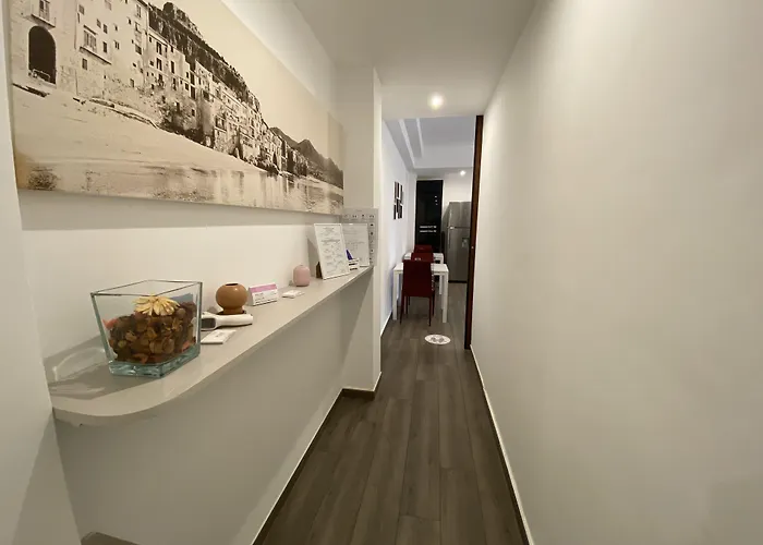 Ma&mi Light Гостьовий будинок Чефалу