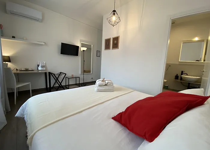 Ma&mi Light 4* Чефалу